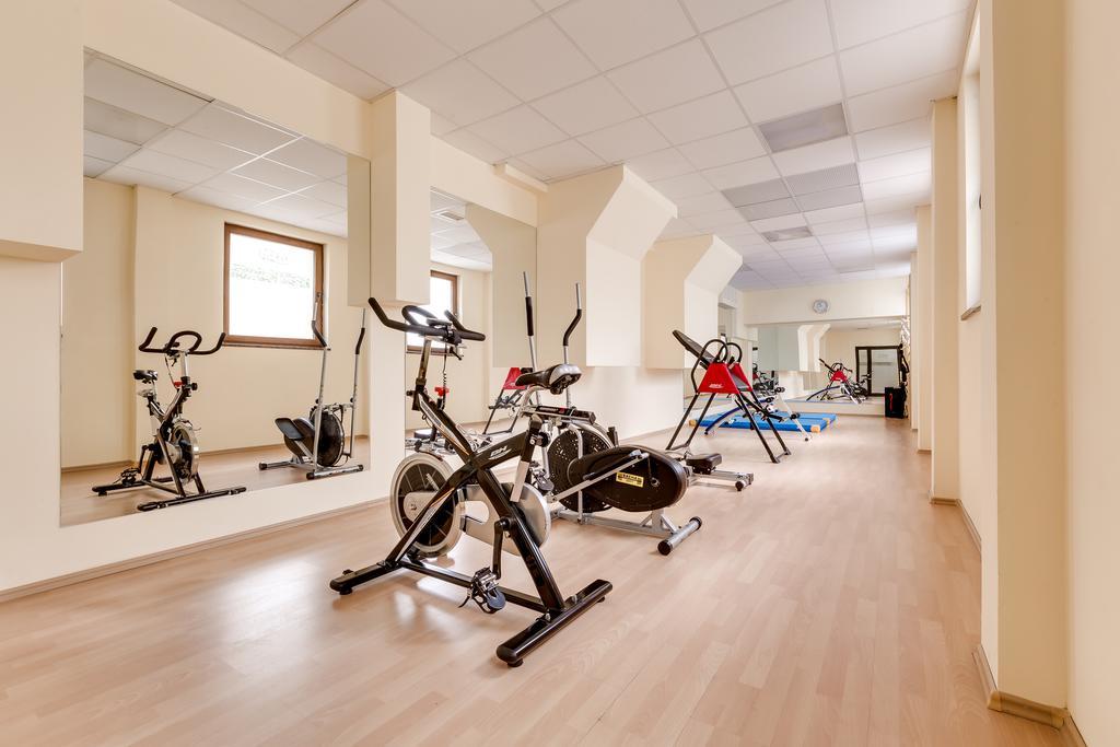 Hotel Konradowka Wellness & - 300 Metrow Do Centrum