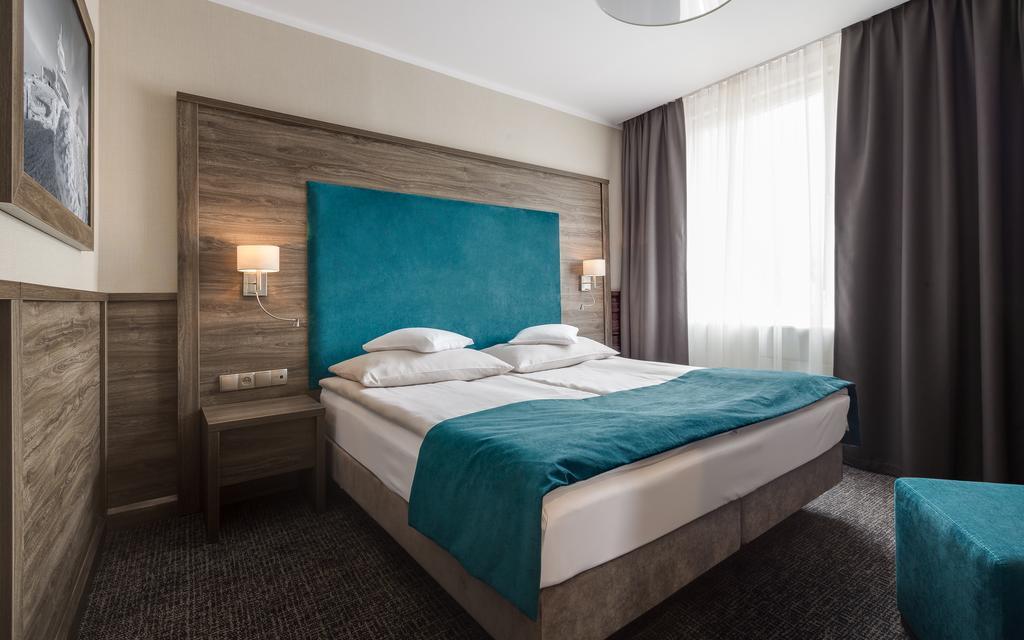 Hotell Konradowka Wellness & - 300 Metrow Do Centrum 3*